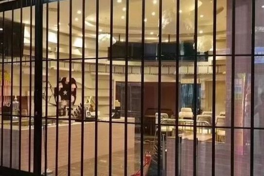 Folding Doors — Smart India Enterprises, Mumbai